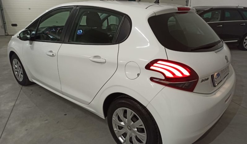 Peugeot 208 pieno