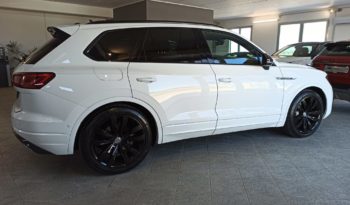 VOLKSWAGEN Touareg R-Line 3.0 V6 230cv 39.000km pieno