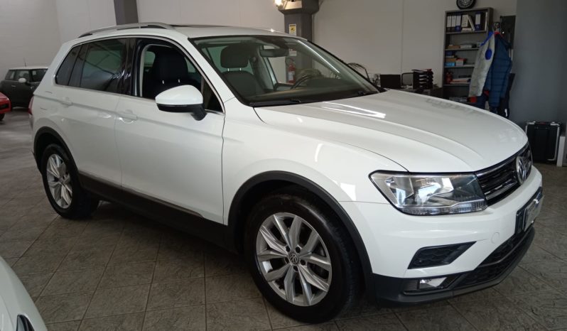 VW Tiguan 2.0 TDI SCR Business BlueMotion 150cv (110kw) DSG pieno