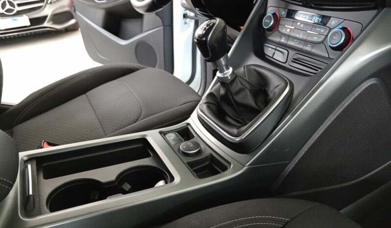 Ford Kuga II 2017 1.5 tdci Titanium s pieno