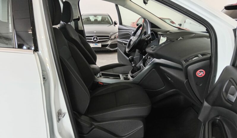 Ford Kuga II 2017 1.5 tdci Titanium s pieno