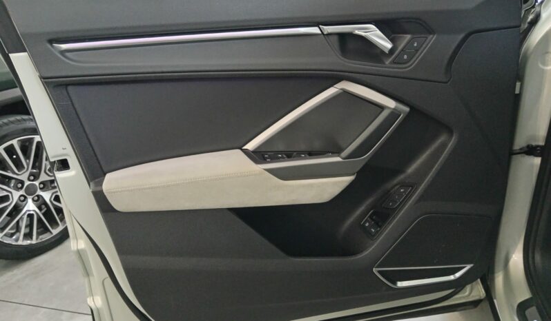 Audi Q3 45 Sportback tfsi Plug-in S line 245cv FULL OPTIONAL pieno