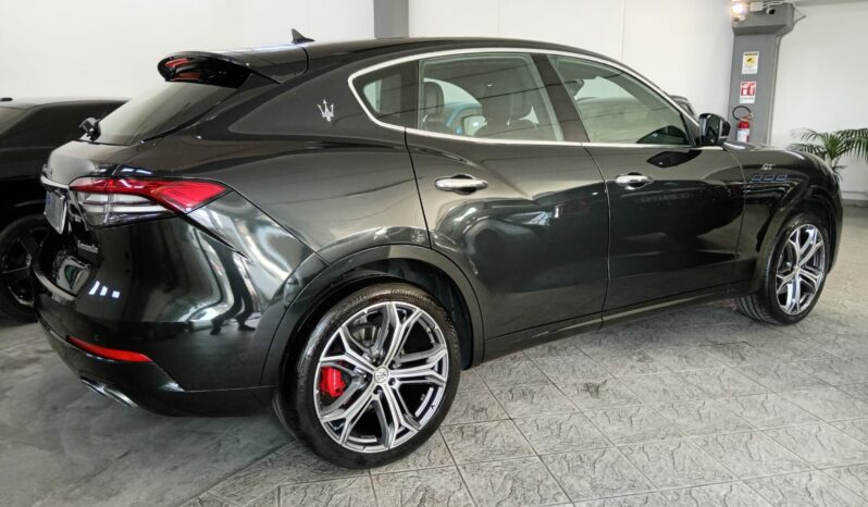 Maserati Levante MHEV 330 CV AWD GT pieno